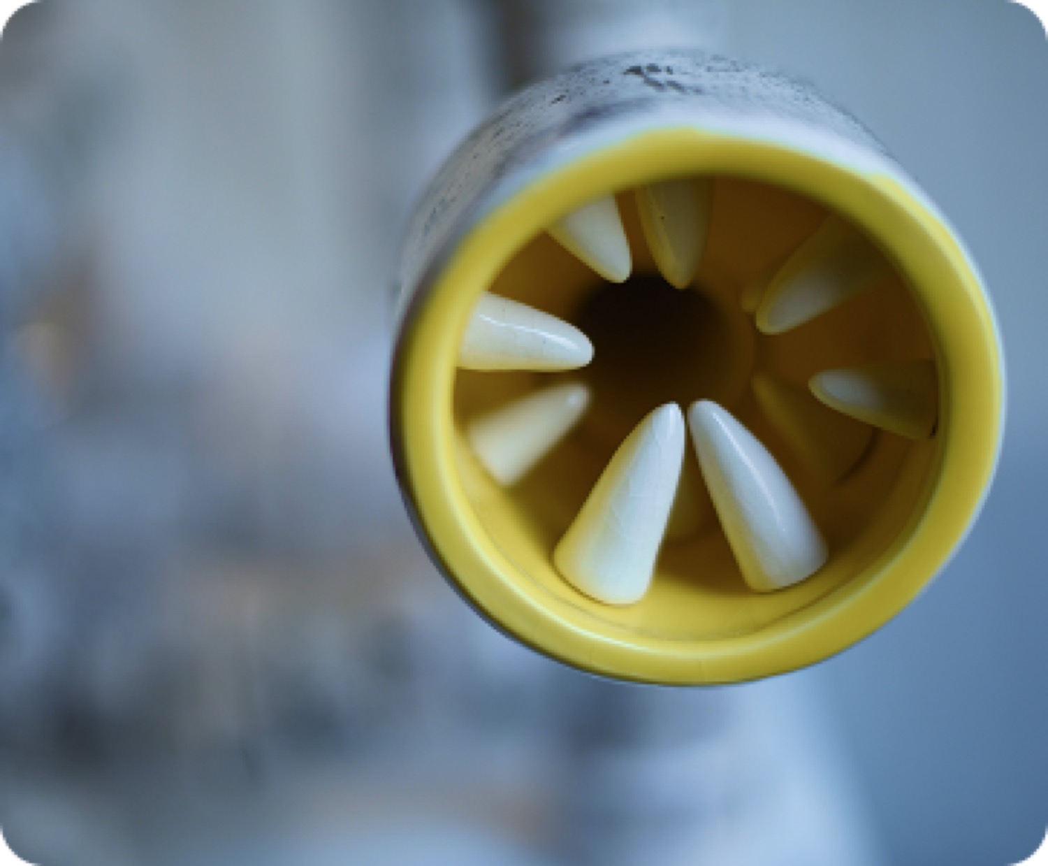 Detail of the yellow turbine mouth